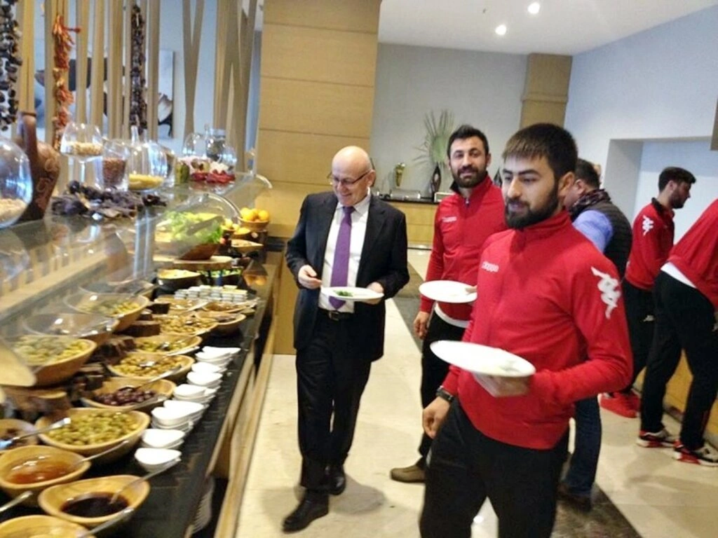 Başkanlar Termespor kampını ziyaret etti - Resim 3