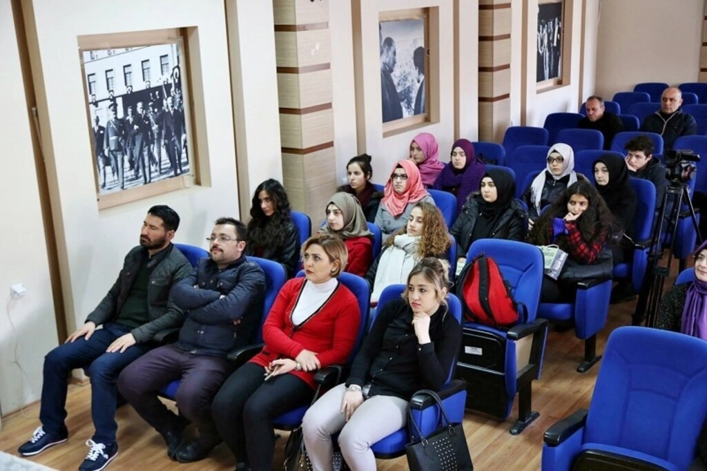 Genç Öğrencilerden İlkadım Belediye Başkanı Erdoğan Tok’a Teşekkür - Resim 8