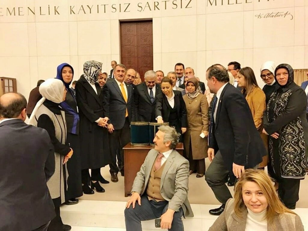 Milletvekili Fuat Köktaş, Anayasa Değişikliği Teklifi hakkında açıklamalarda bulundu - Resim 2