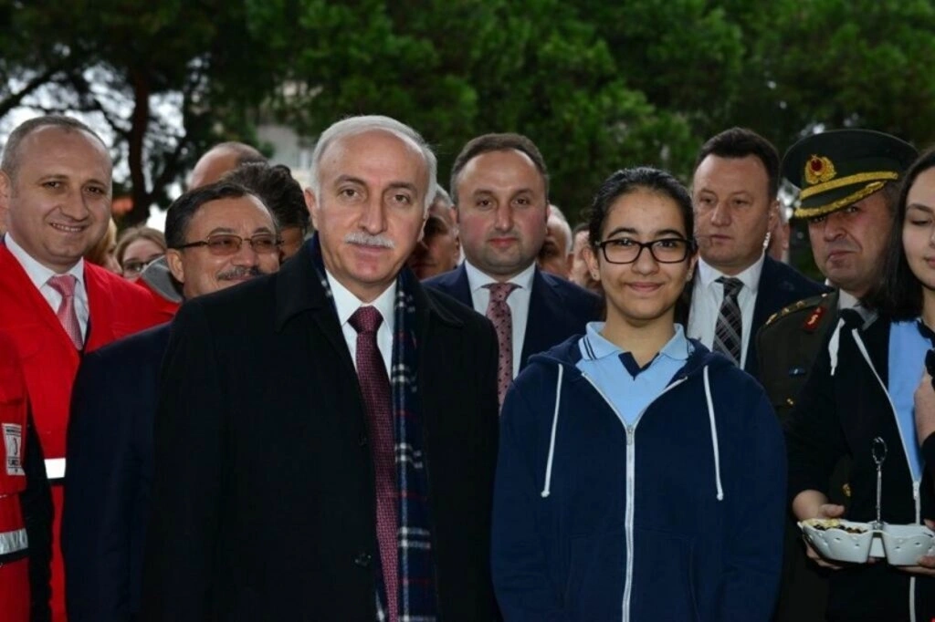 İnsanlığı Sınavı Halep'in Çocukları Projesi imza töreni gerçekleşti - Resim 2