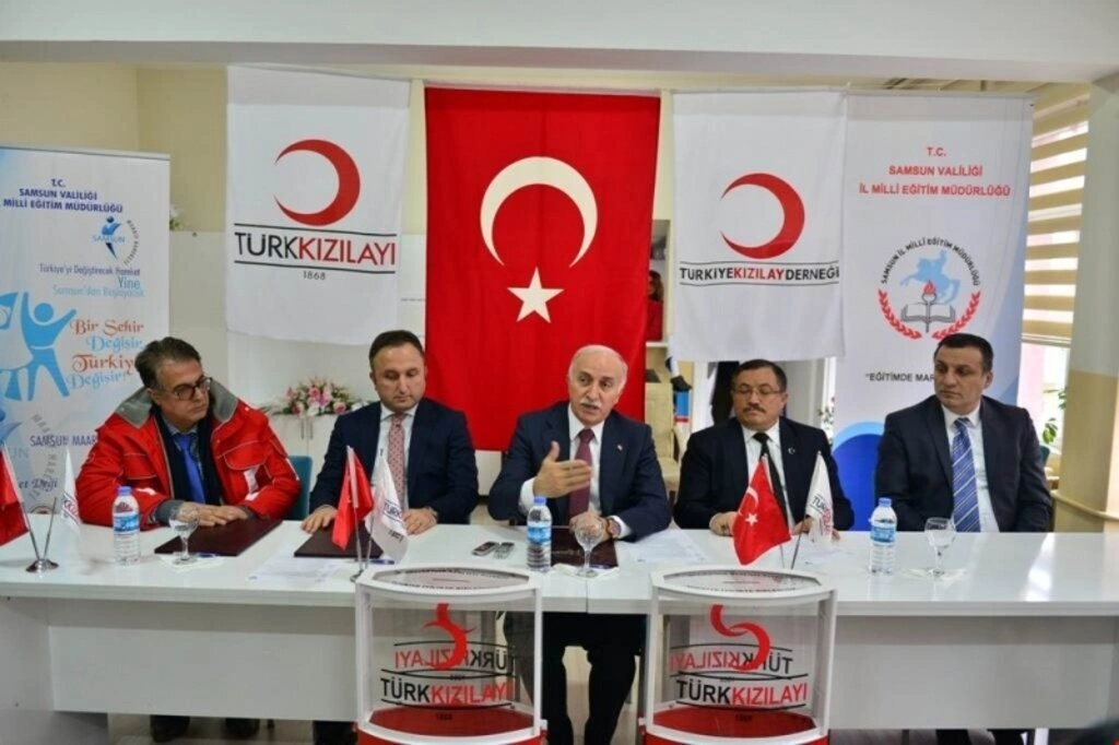 İnsanlığı Sınavı Halep'in Çocukları Projesi imza töreni gerçekleşti - Resim 4