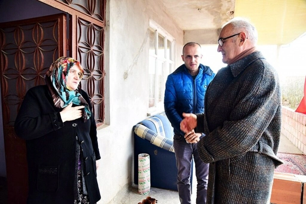Başkan Yılmaz’dan şehit ailelerine ziyaret - Resim 1