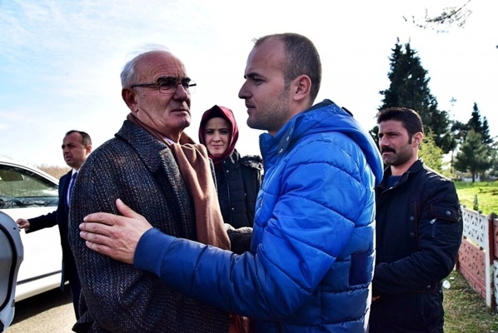 Başkan Yılmaz’dan şehit ailelerine ziyaret - Resim 2