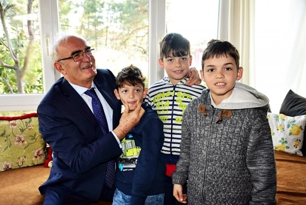 Başkan Yılmaz’dan şehit ailelerine ziyaret - Resim 11