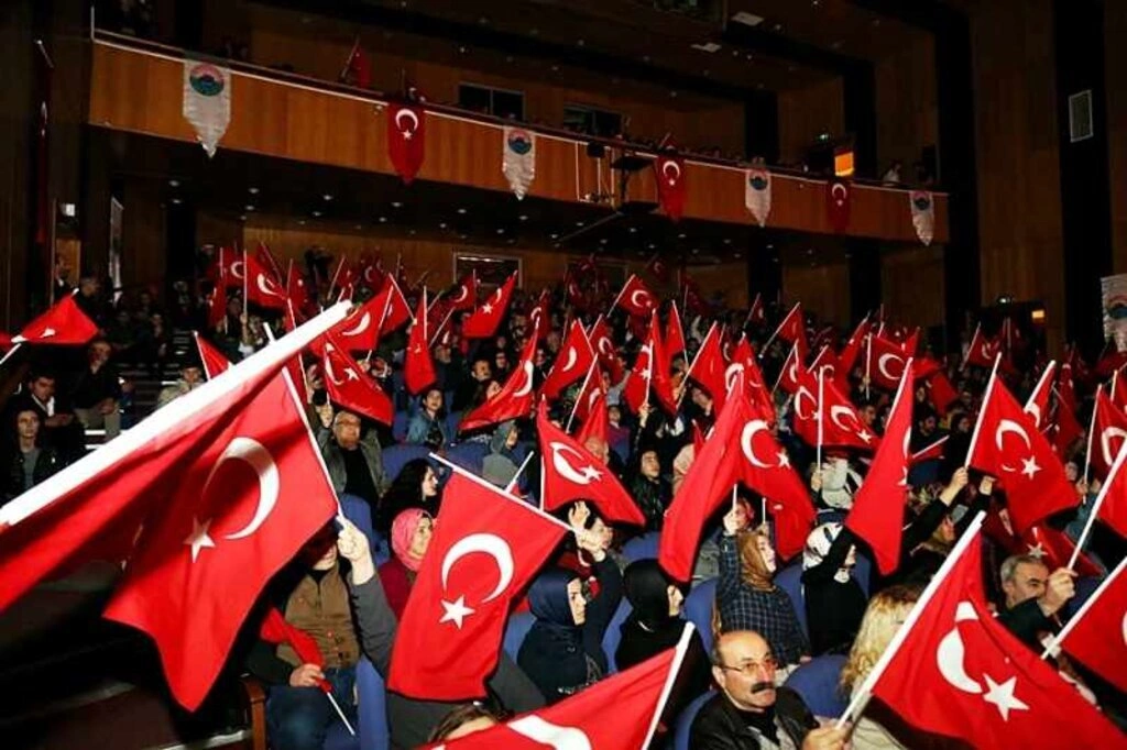 İlkadım'da gönüllerin bir, duyguların sel olduğu muhteşem gece - Resim 3