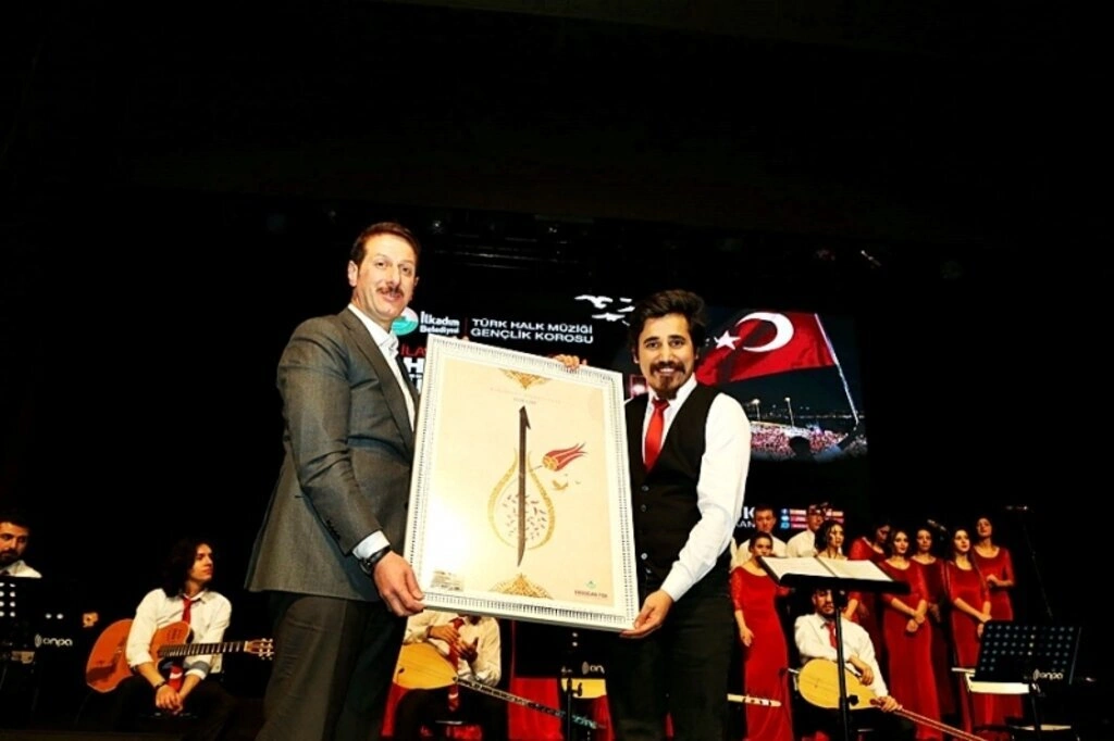 İlkadım'da gönüllerin bir, duyguların sel olduğu muhteşem gece - Resim 11