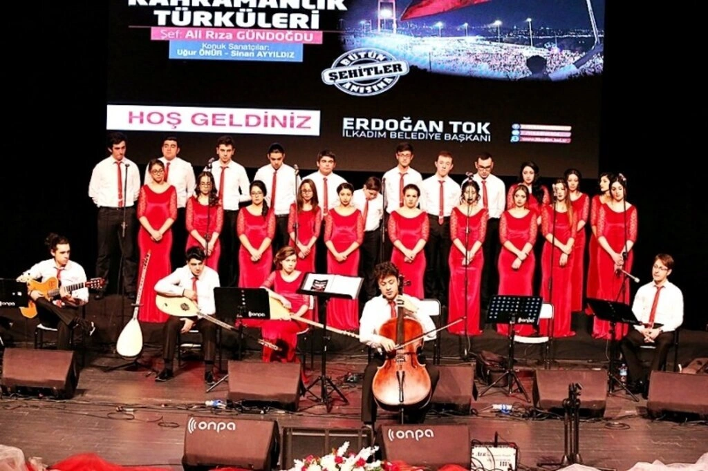 İlkadım'da gönüllerin bir, duyguların sel olduğu muhteşem gece - Resim 15