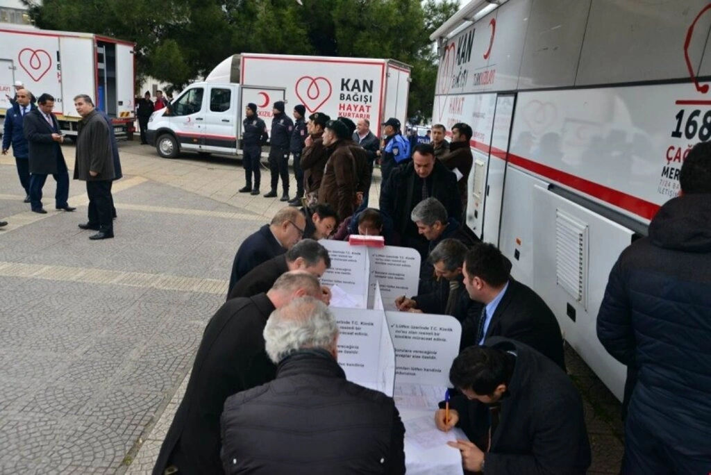 Samsun'da Kan ve Can Ver kampanyasına büyük ilgi - Resim 2