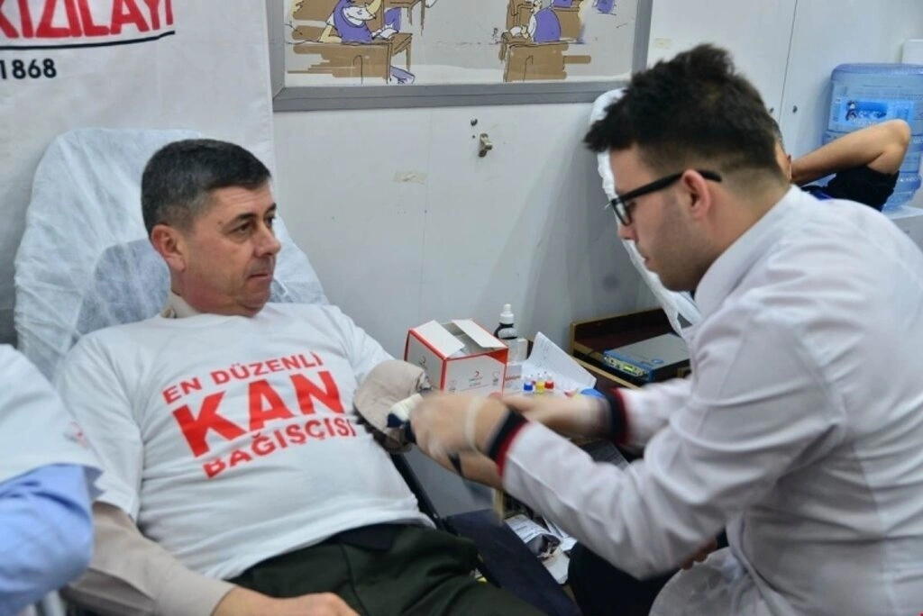 Samsun'da Kan ve Can Ver kampanyasına büyük ilgi - Resim 10
