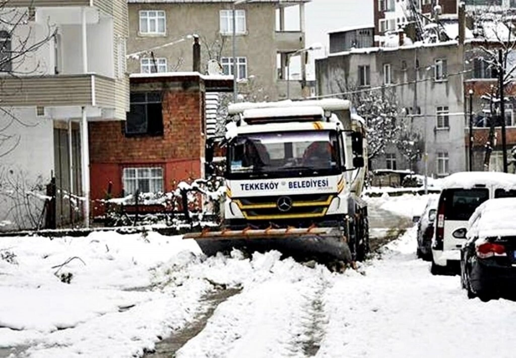 Tekkeköy’de 7/24 karla mücadele - Resim 2