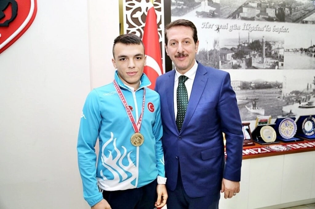 İlkadım'ın genç sporcuları yine gururlandırdı - Resim 9