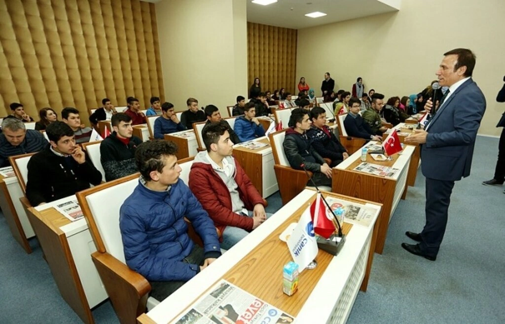Başkan Genç öğrencilere vizyonu anlattı - Resim 4