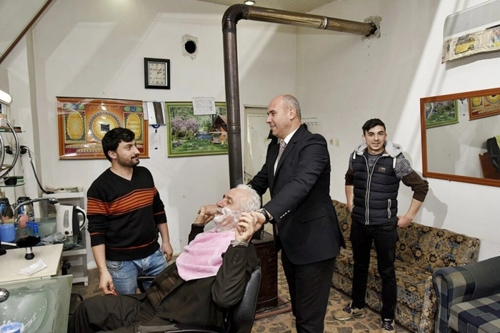 Başkan Hasan Togar EVET için dur durak bilmeden çalışıyor - Resim 6