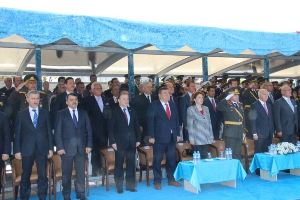 Samsun Cumhuriyet Meydanı'nda 29 Ekim Cumhuriyet Bayramı kutlama töreni fotoğrafları - Resim 7