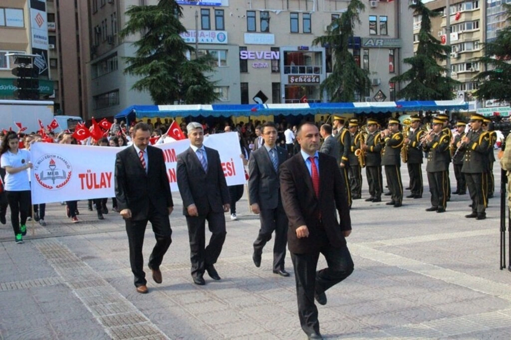 Samsun Cumhuriyet Meydanı'nda 29 Ekim Cumhuriyet Bayramı kutlama töreni fotoğrafları - Resim 19