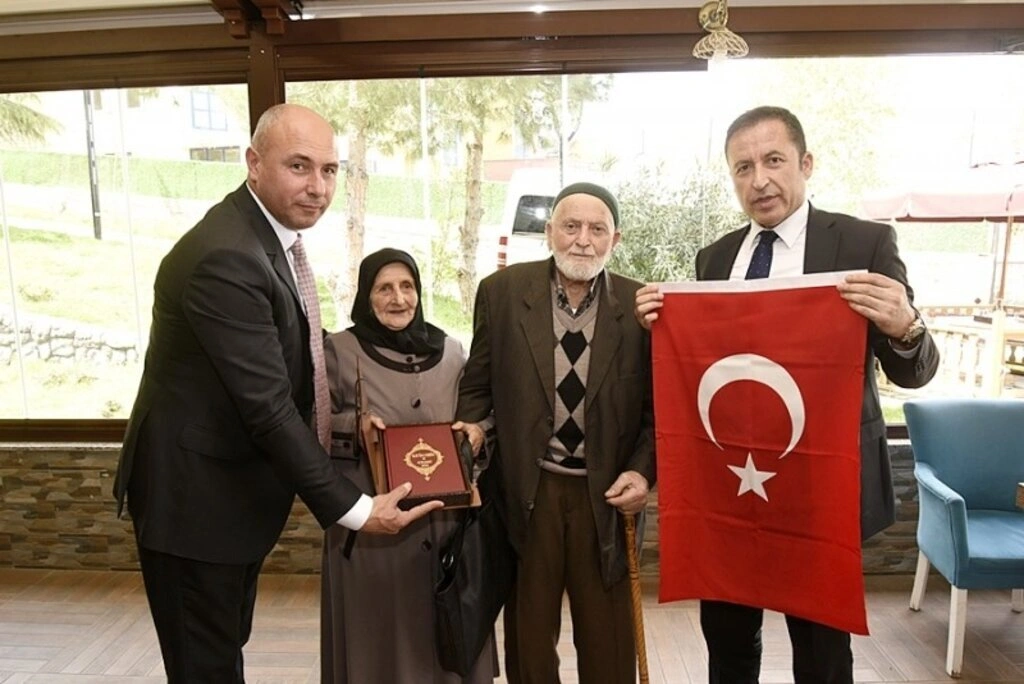 Başkan Togar ile Kaymakam Öztürk şehit aileleri ile bir araya geldi - Resim 8