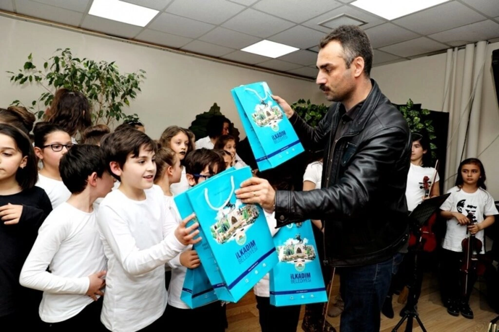 İlkadımlı Çocuklar'dan Büyük Performans - Resim 2