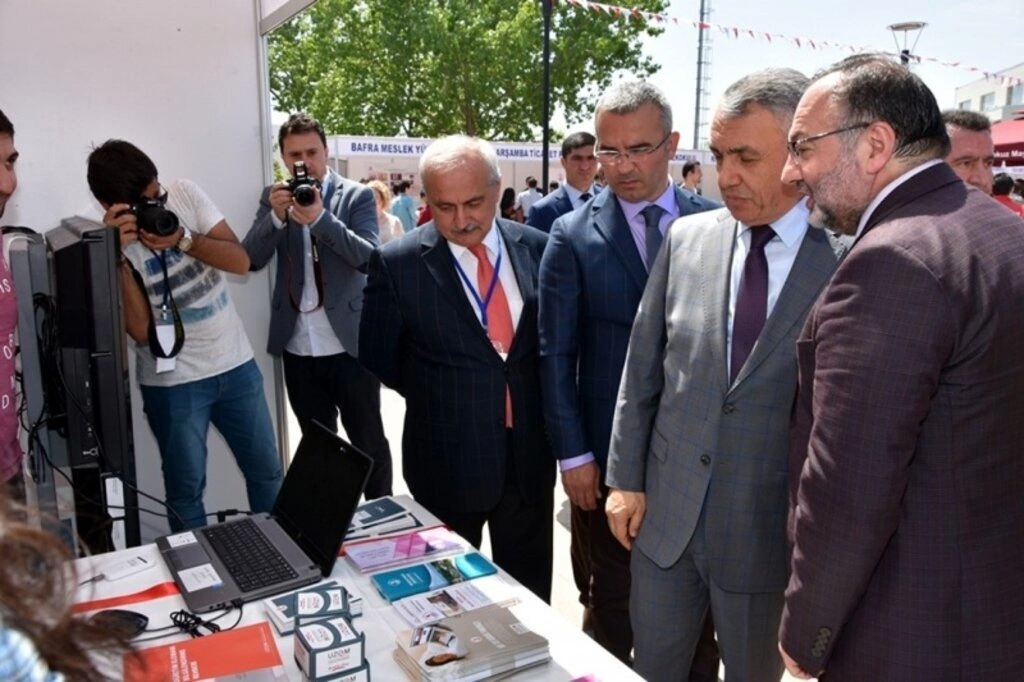OMÜ’nün 12. Üniversite Tanıtım Günleri Şenlik Havasında Geçti - Resim 6