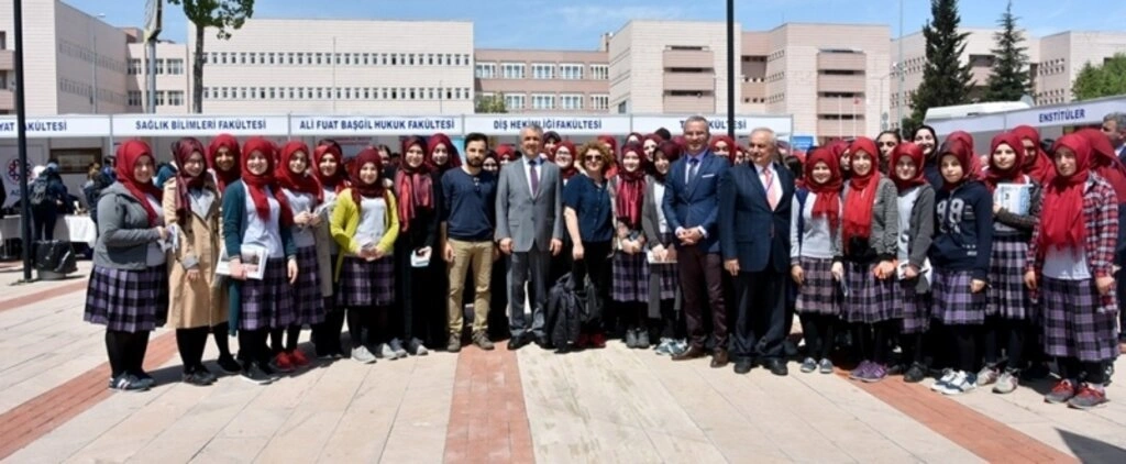 OMÜ’nün 12. Üniversite Tanıtım Günleri Şenlik Havasında Geçti - Resim 9