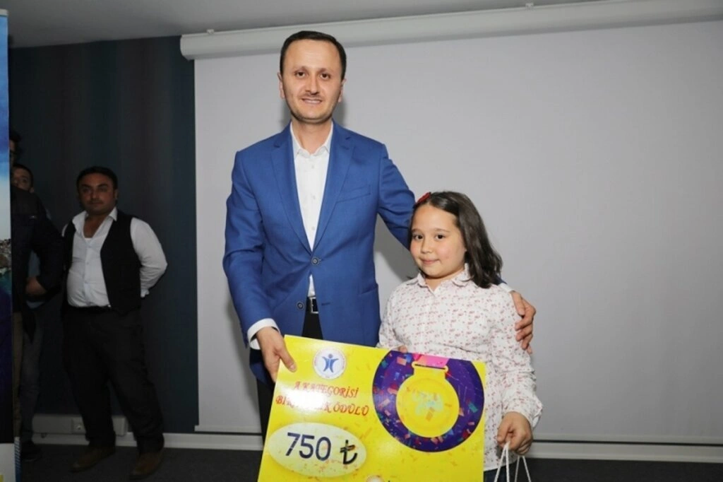 Ufka Yolculuk 5. Bilgi ve Kültür Yarışmasında Ödüller Sahiplerini Buldu - Resim 3