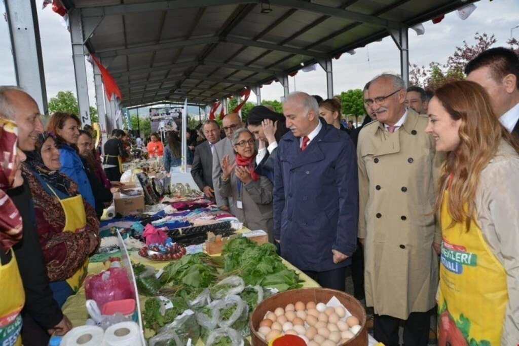 3. Samsun Yöresel Ot Yemekleri Festivali  - Resim 4