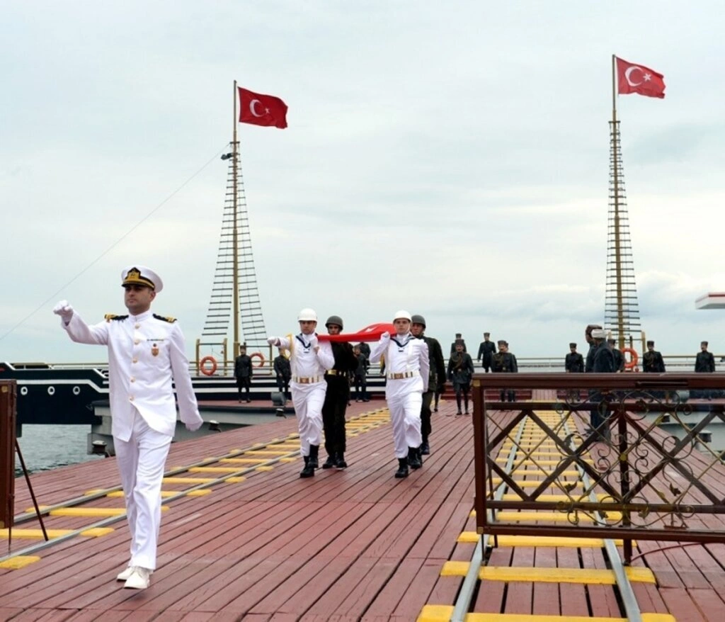Atatürk'ün Samsun'a çıkışının 98. yıl dönümü kutlandı - Resim 3