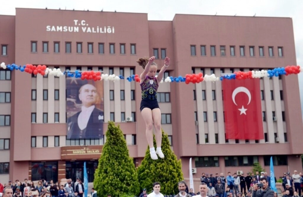 Atatürk'ün Samsun'a çıkışının 98. yıl dönümü kutlandı - Resim 7