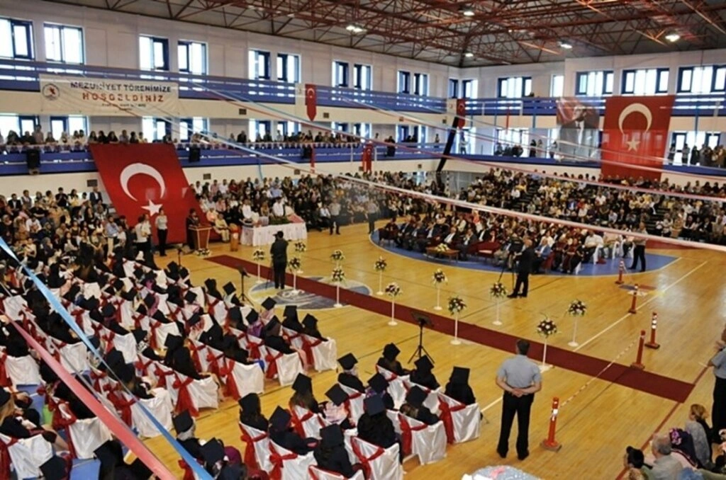 Sağlık Bilimleri Fakültesi mezuniyet töreni - Resim 6