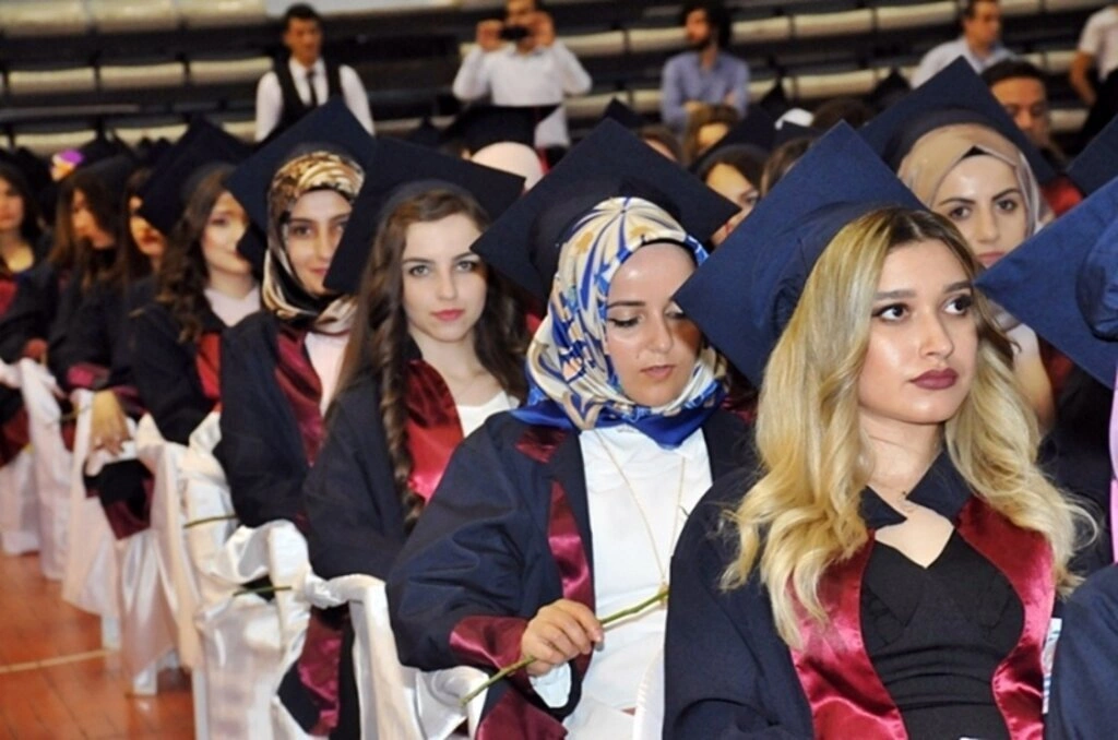 Sağlık Bilimleri Fakültesi mezuniyet töreni - Resim 27