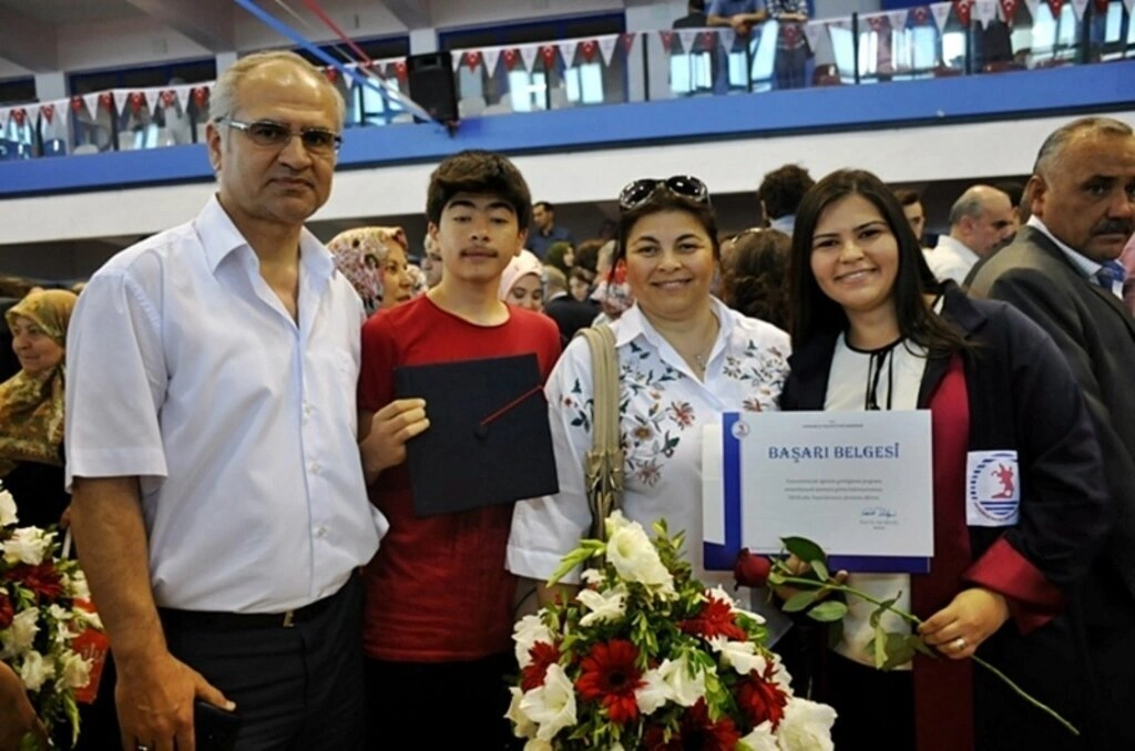 Sağlık Bilimleri Fakültesi mezuniyet töreni - Resim 28