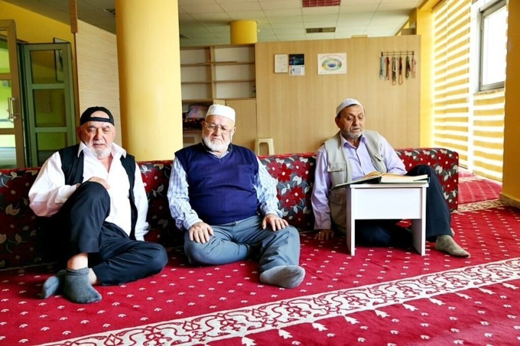 Huzurevinde eski ramazanları özlüyorlar - Resim 3