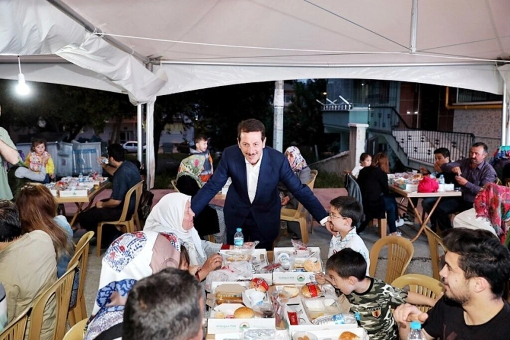 İlkadım ‘da Hizmete Ara Yok - Resim 5