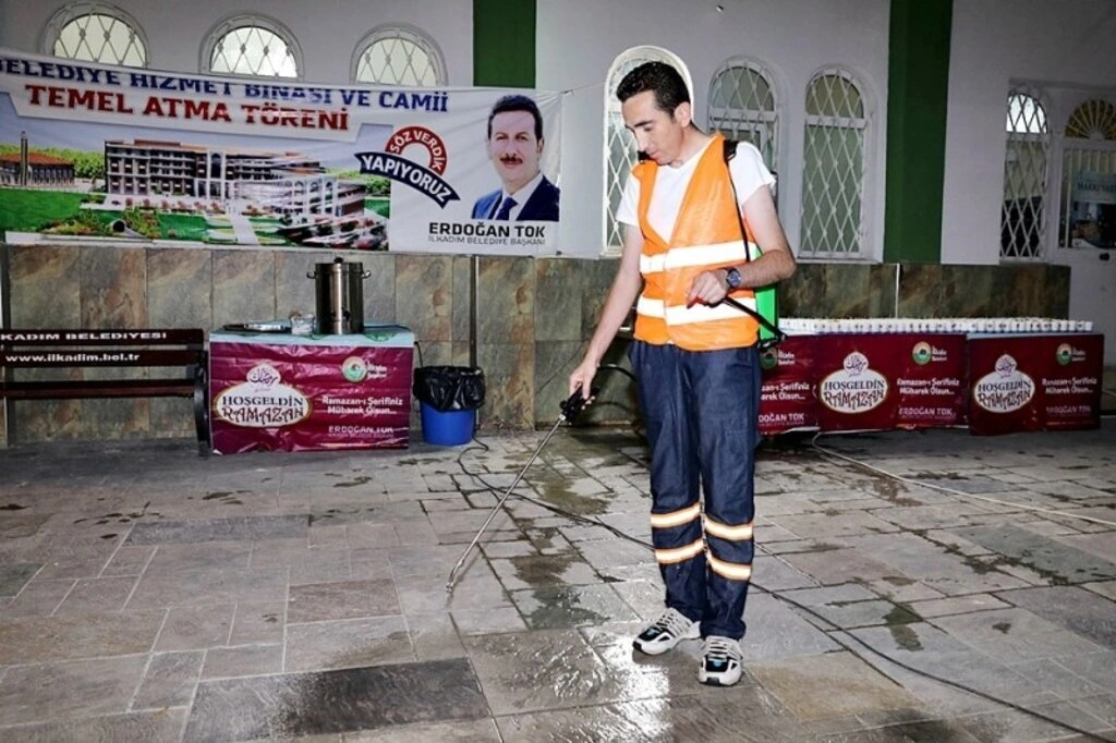 İlkadım ‘da Hizmete Ara Yok - Resim 17
