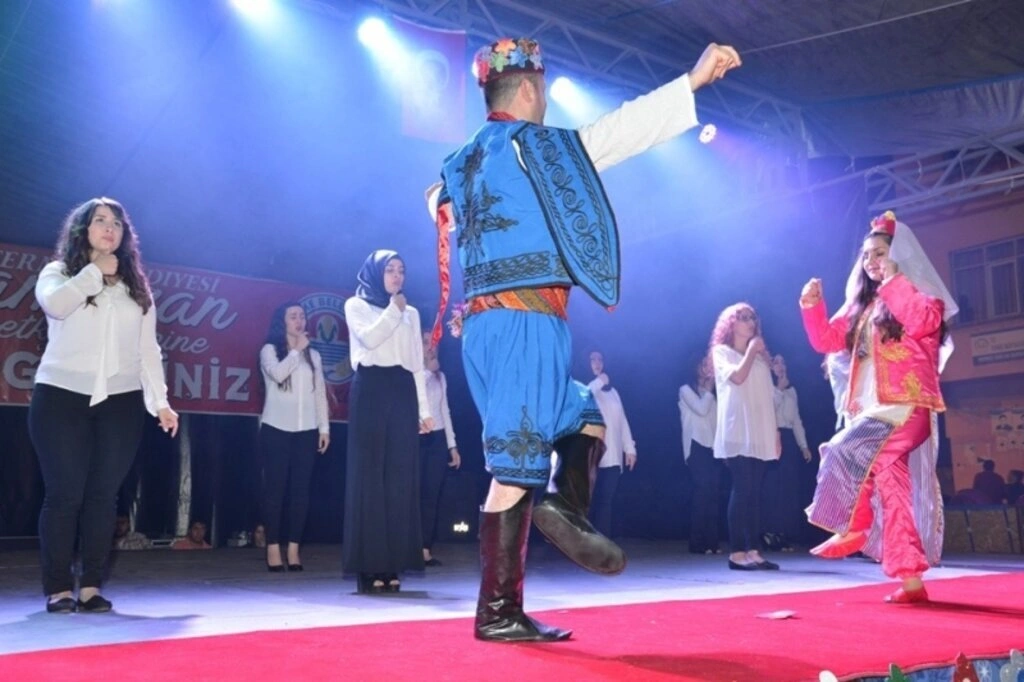 İşaret dili ile ilahi sundular - Resim 13