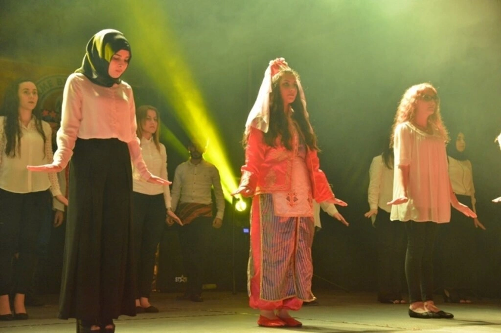 İşaret dili ile ilahi sundular - Resim 15