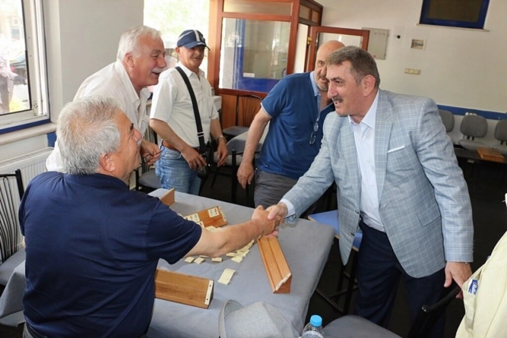 AK Parti Samsun Milletvekili Fuat Köktaş'tan bayramlaşma mesaisi - Resim 6