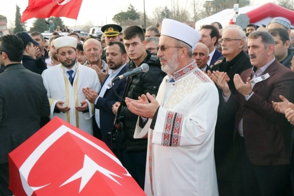 Kahraman Şehitlerimiz Şahin ve Akalın son yolculuklarına dualarla uğurlandı - Resim 9