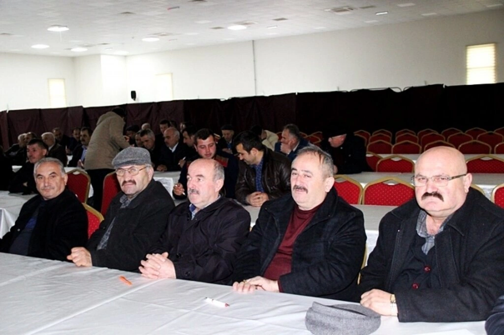 ALAÇAM BELEDİYE BAŞKANI HADİ UYAR MUHTARLAR İLE İSTİŞARE TOPLANTISINDA BİR ARAYA GELDİ - Resim 10