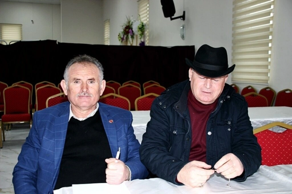 ALAÇAM BELEDİYE BAŞKANI HADİ UYAR MUHTARLAR İLE İSTİŞARE TOPLANTISINDA BİR ARAYA GELDİ - Resim 18