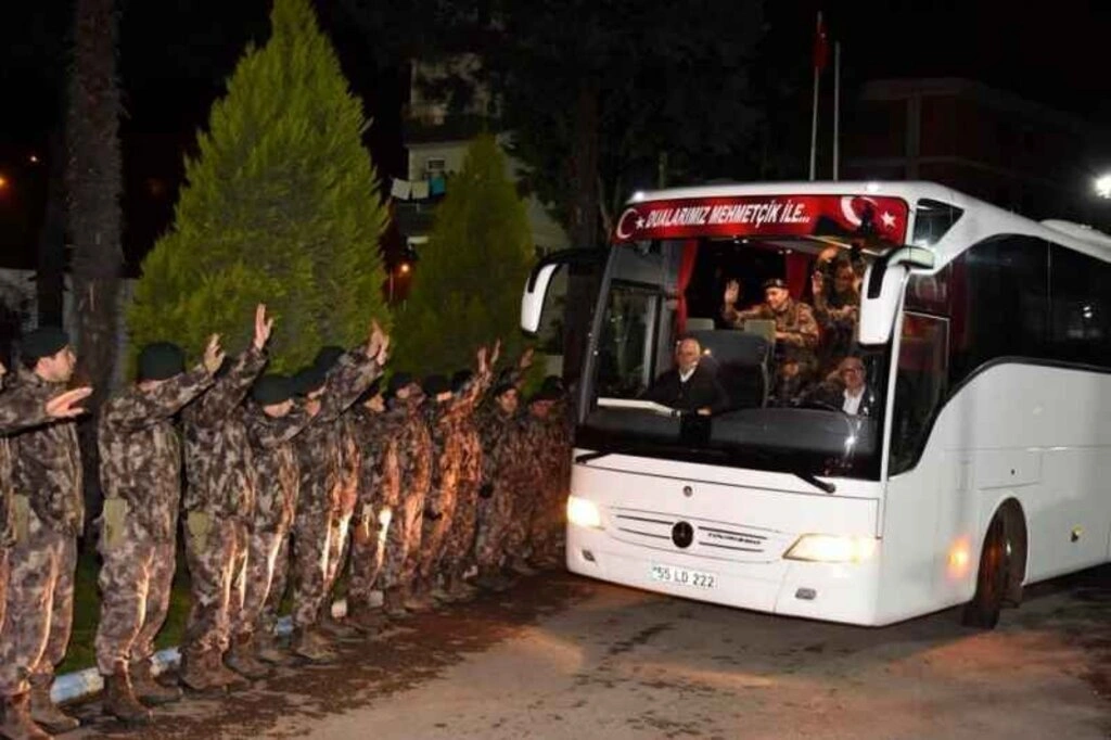 Kahramanlarımız Samsun'dan Afrin'e gidiyor - Resim 23
