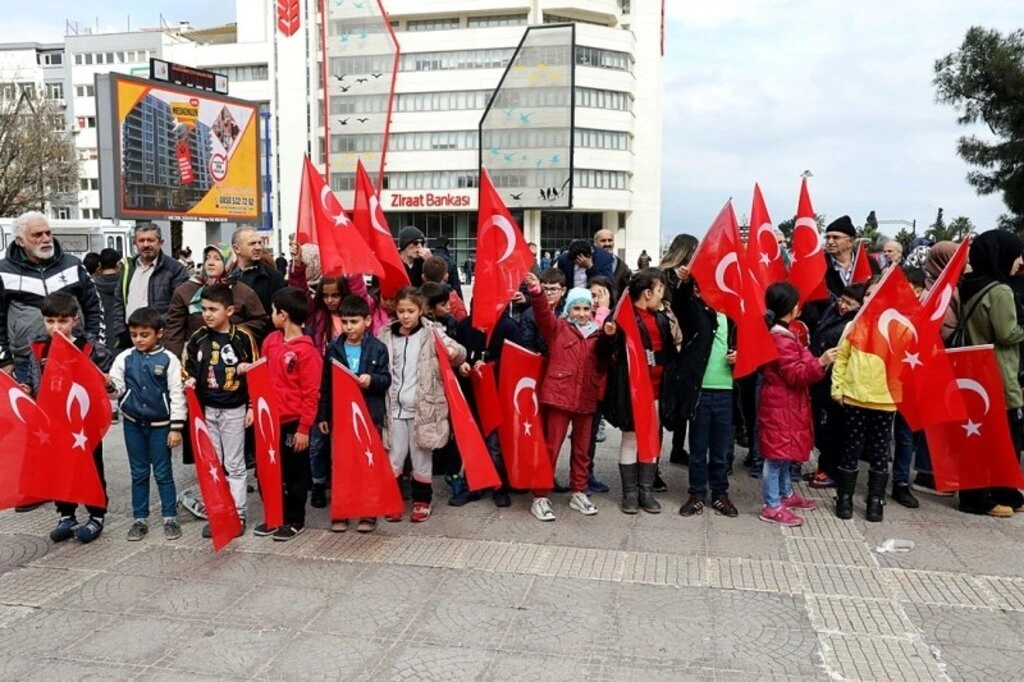 İLKADIM’DA HAKİMİYET-İ MİLLİYE BAYRAK SERGİSi - Resim 11