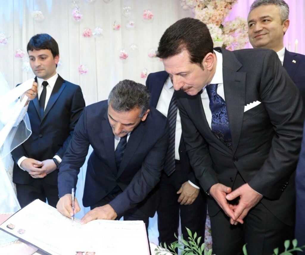 Büşra Tok ve Muhammet Kaya dünyaevine girdi - Resim 10