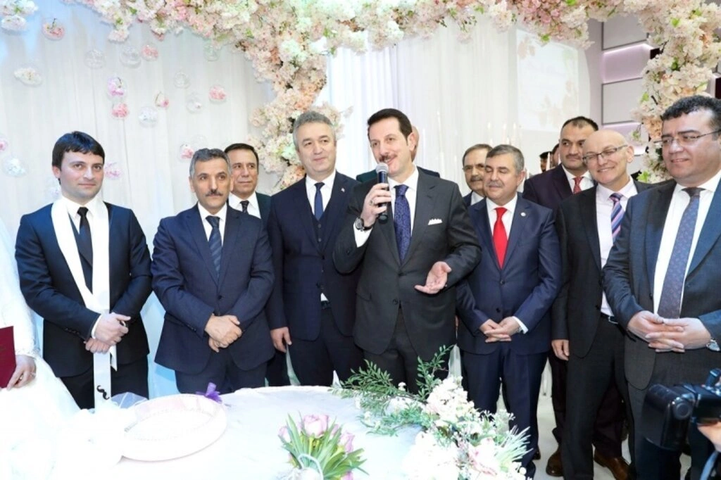 Büşra Tok ve Muhammet Kaya dünyaevine girdi - Resim 14