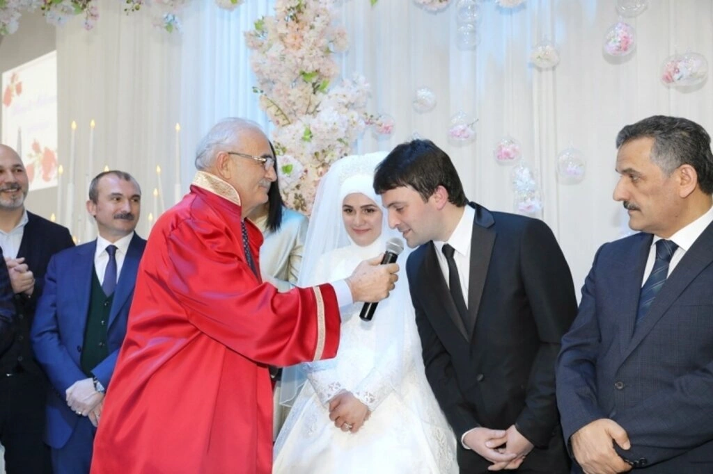 Büşra Tok ve Muhammet Kaya dünyaevine girdi - Resim 18