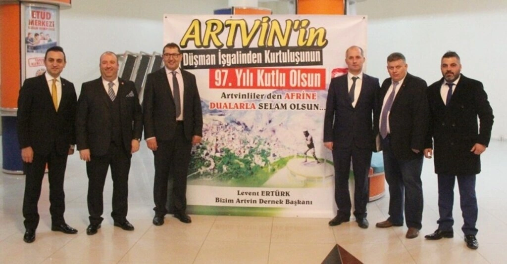 ARTVİN'İN KURTULUŞ YILDÖNÜMÜNDE SAMSUN'DAN AFRİN'E VE ŞEHİTLERE DUA - Resim 22