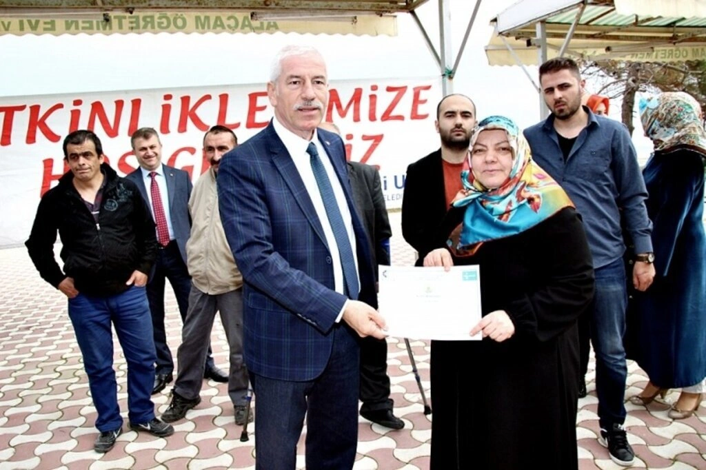  Alaçam'da Engelli ve Hükümlü Girişimcilere Belgeleri Verildi  - Resim 7