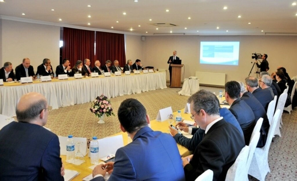 Samsun'da üniversite, şehir ve iş dünyası toplandı - Resim 5