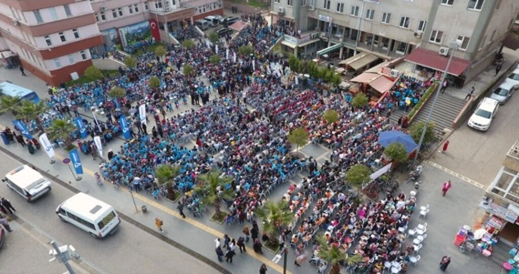 Tekkeköy'de 5 bin 555 öğrenci aynı anda kitap okudu - Resim 7