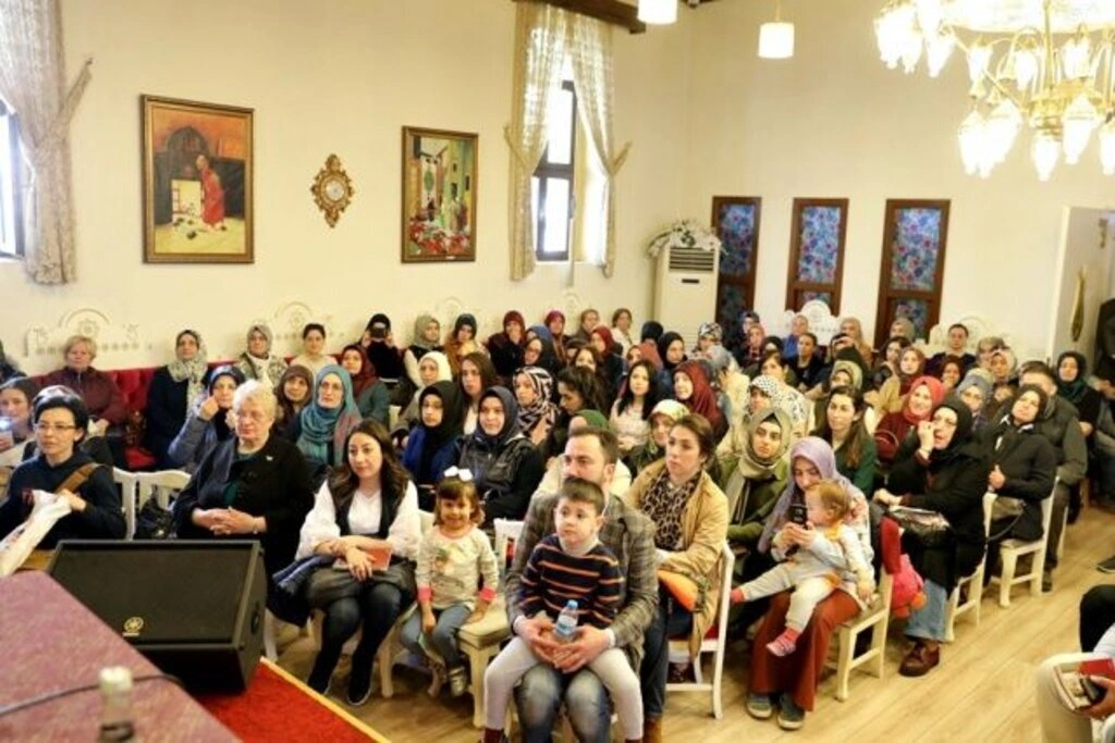 ÖMER TUĞRUL İNANÇER İLKADIMLILAR İLE BULUŞTU - Resim 5