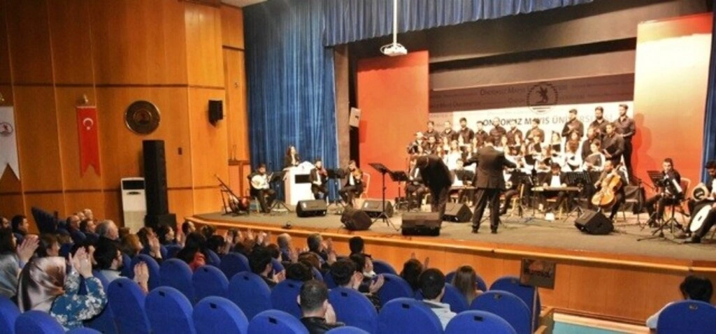 Eğitim Fakültesinden Sanat Müziği Şöleni - Resim 9
